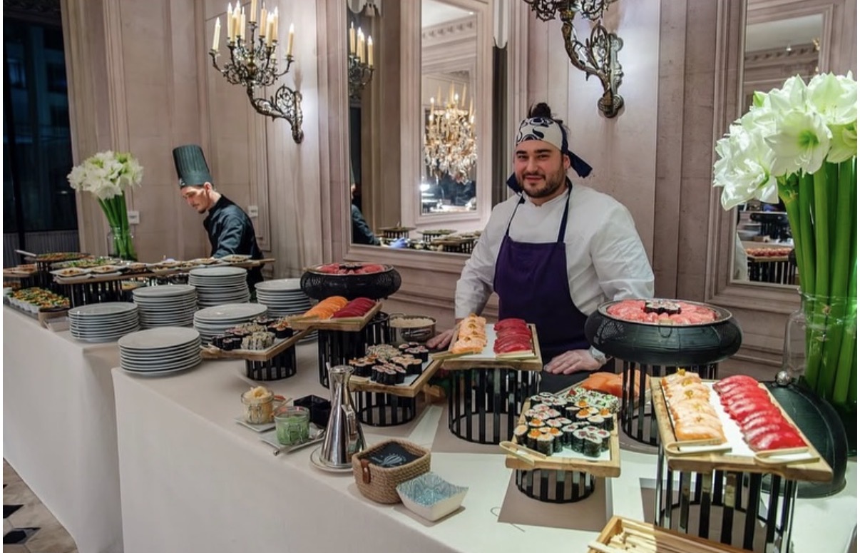 Buffet de sushis réalisé par le chef Victor pour une réception privée